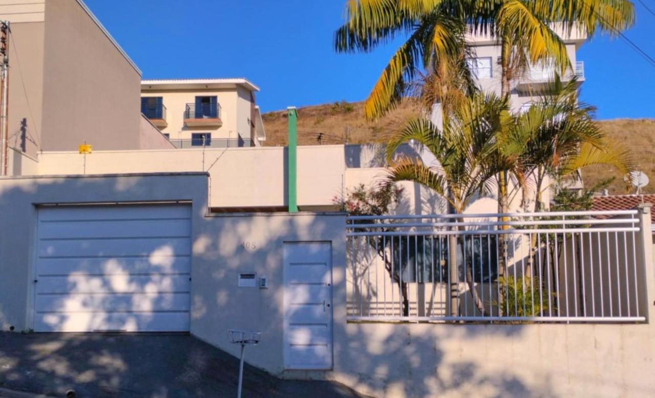 度假居 Casa Espacosa Em