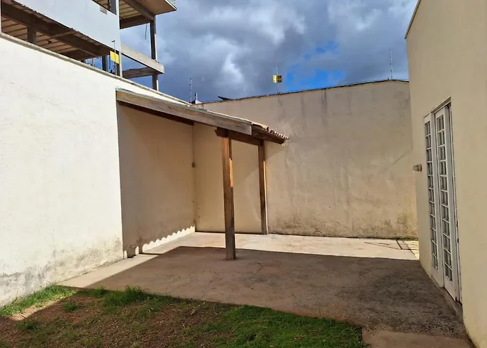 Casa Espacosa Em Pocos De Caldas